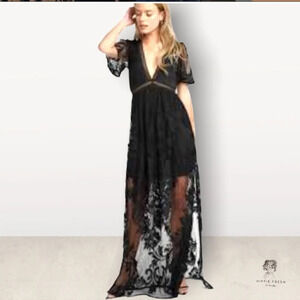 Black Floral Lacy Mesh Maxi /Romper Combo Size M